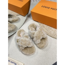 Louis Vuitton Slippers